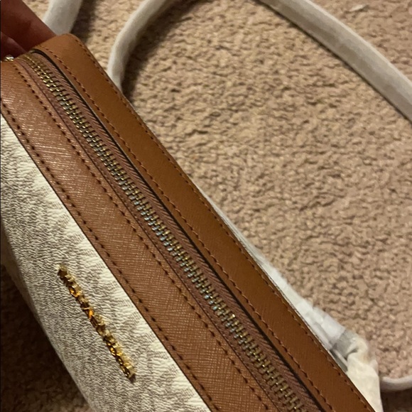 Crossbody purse main image 0